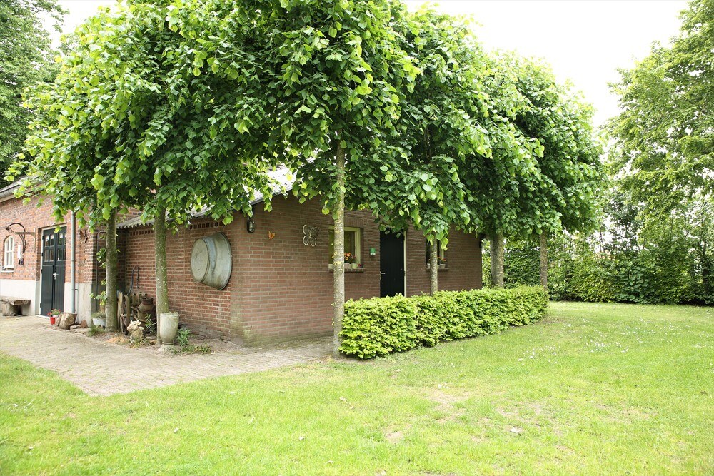 De boerderij van De Esrand aan de Noordkant